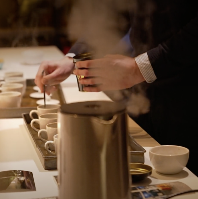 Tea Tasting - Tee Zwanck